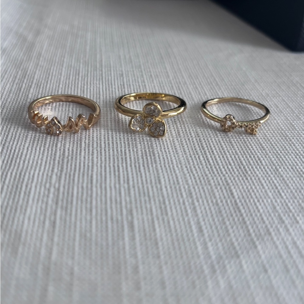 Elegant Gold Ring Set